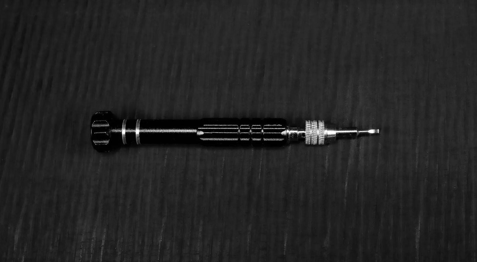 Eyewear Repair Kit - Metal Optical Screwdriver with Hidden Storage - SIRIS wood optic