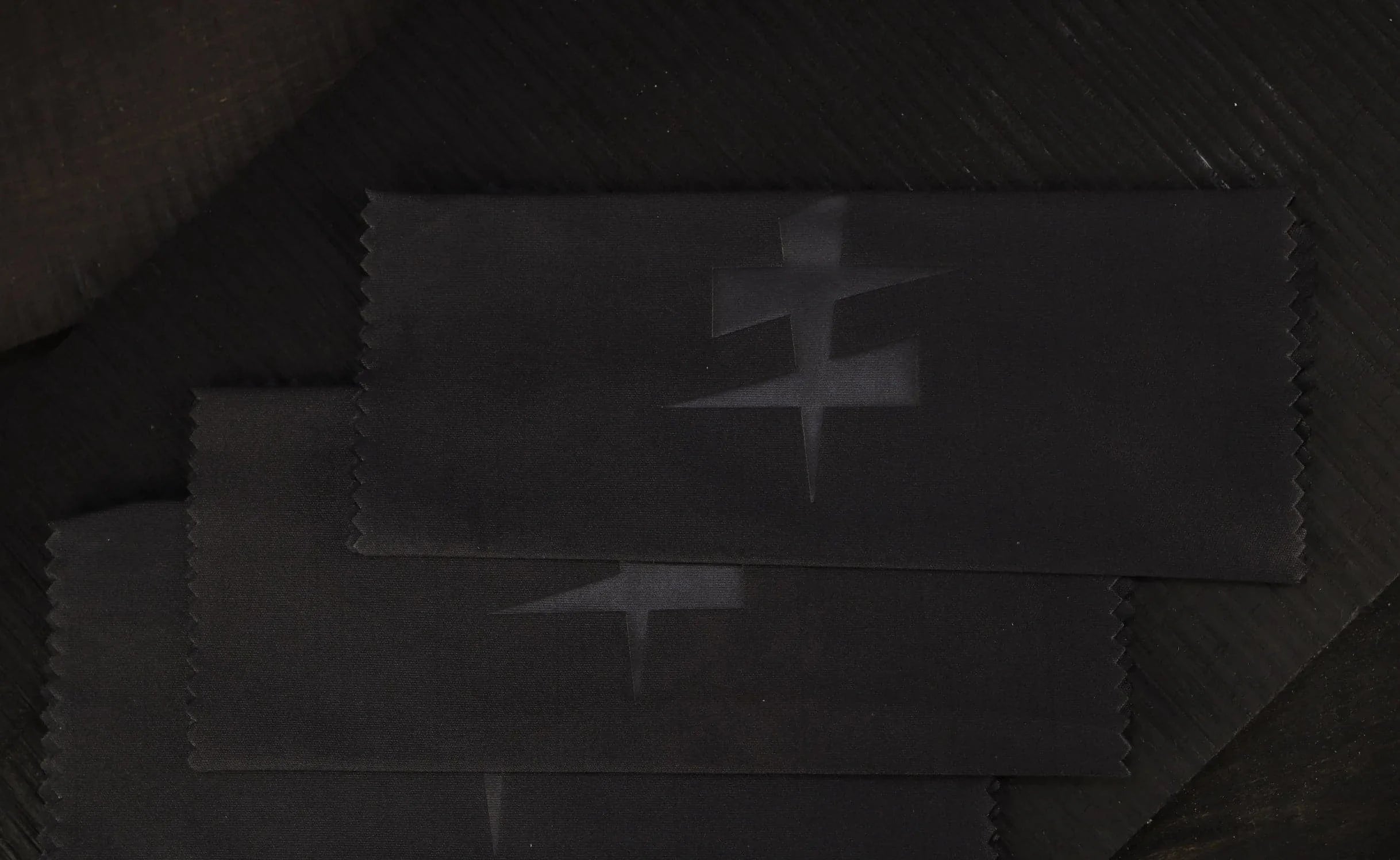 Set of 5 Microfiber Cleaning Cloths - Extra Soft & Effective - SIRIS wood optic